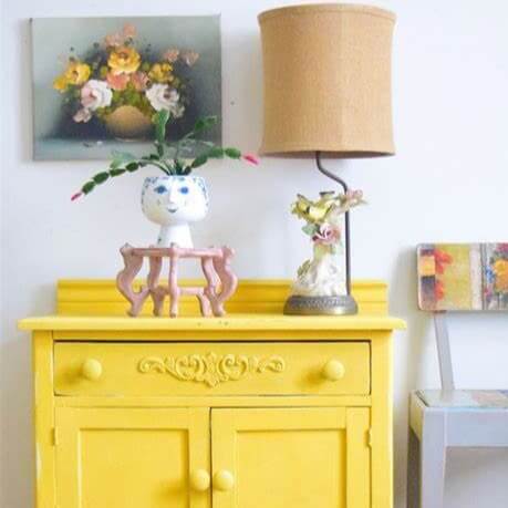 Annie Sloan English Yellow Chalk Paint