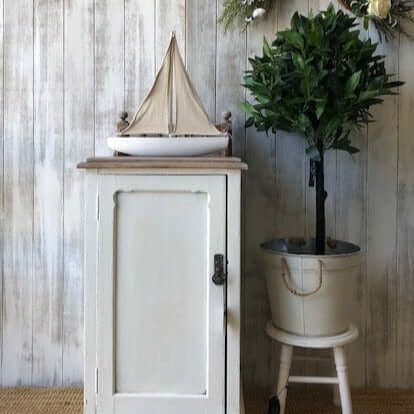 Annie Sloan Old White Chalk Paint