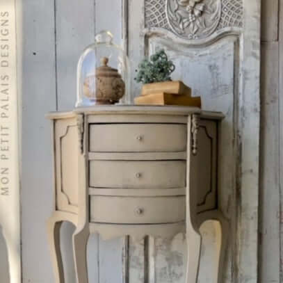 Annie Sloan Country Grey and Dark Wax