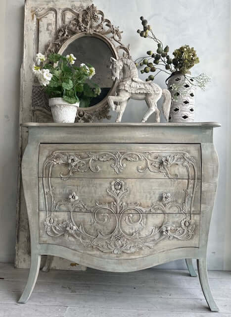 Jardin French Style Bombe Commode Drawers