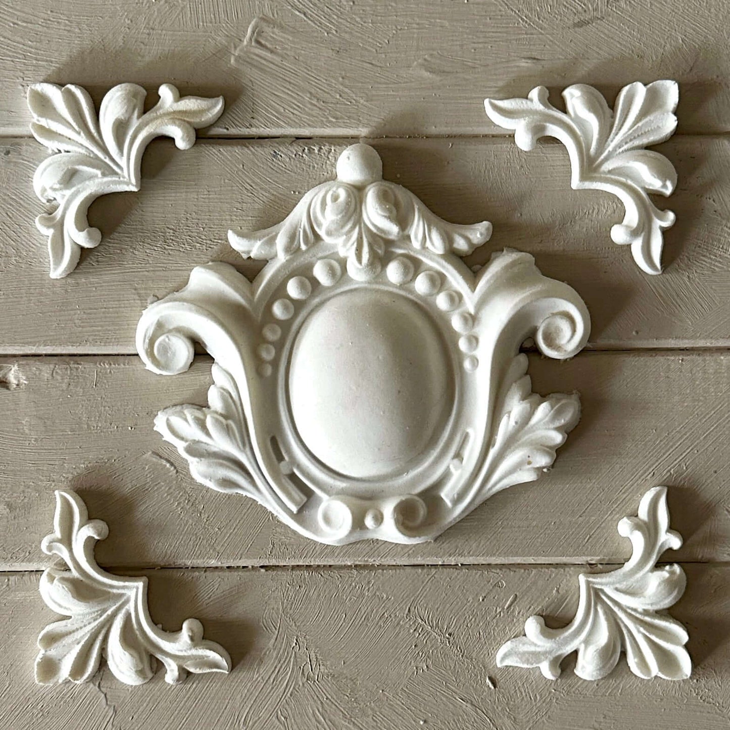 Corner 015 - Resin Applique for Furniture & Crafts