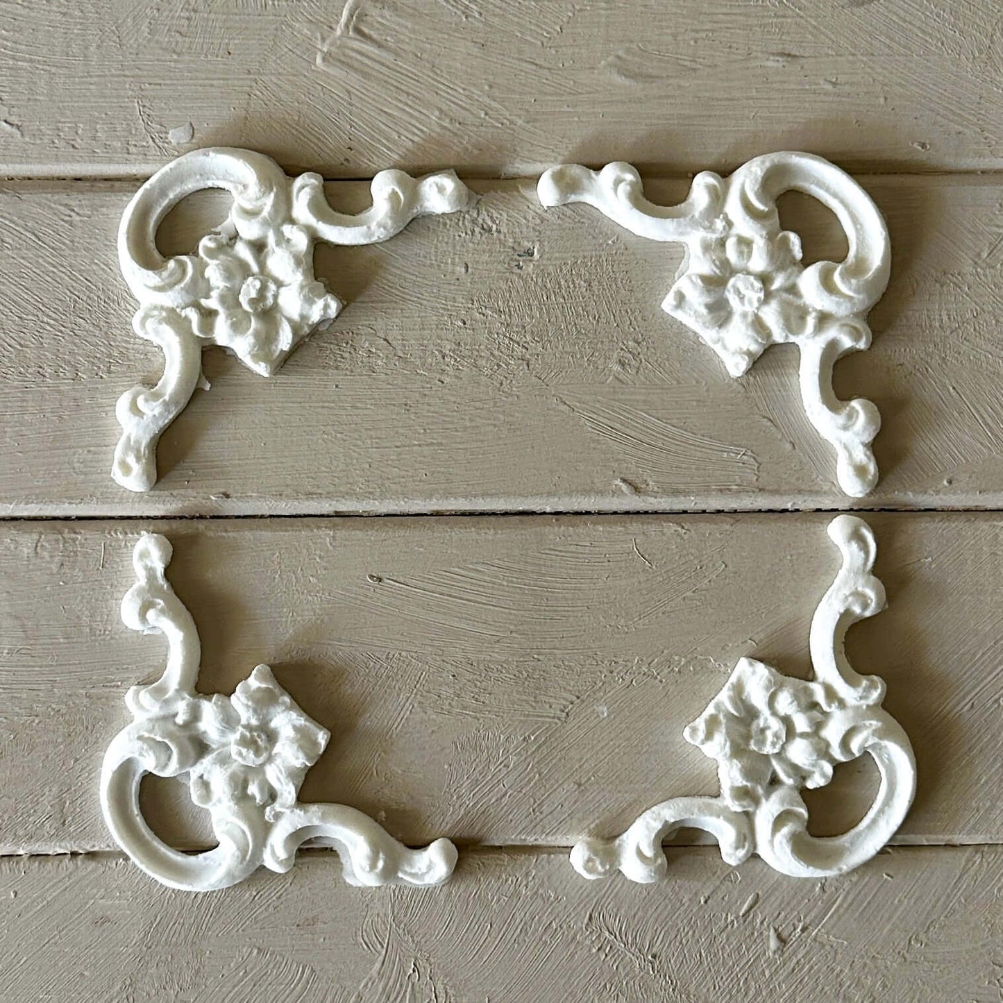 Corner 013 - Resin Applique for Furniture & Crafts