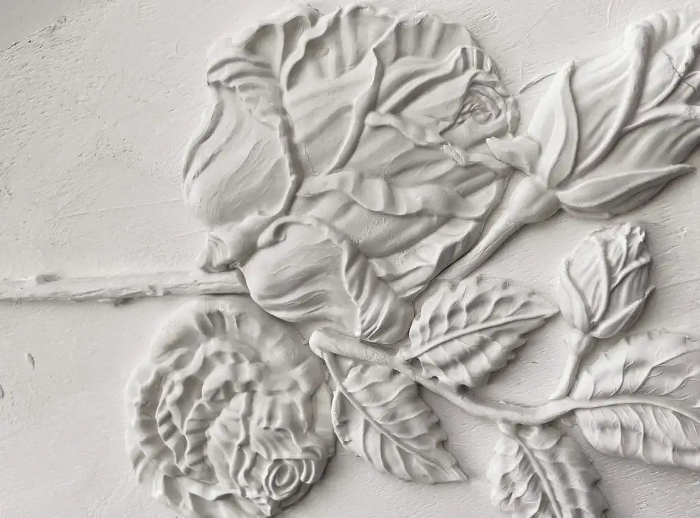 Detailed image of IOD Roses Decor Mould showcasing intricately designed roses and leaves.