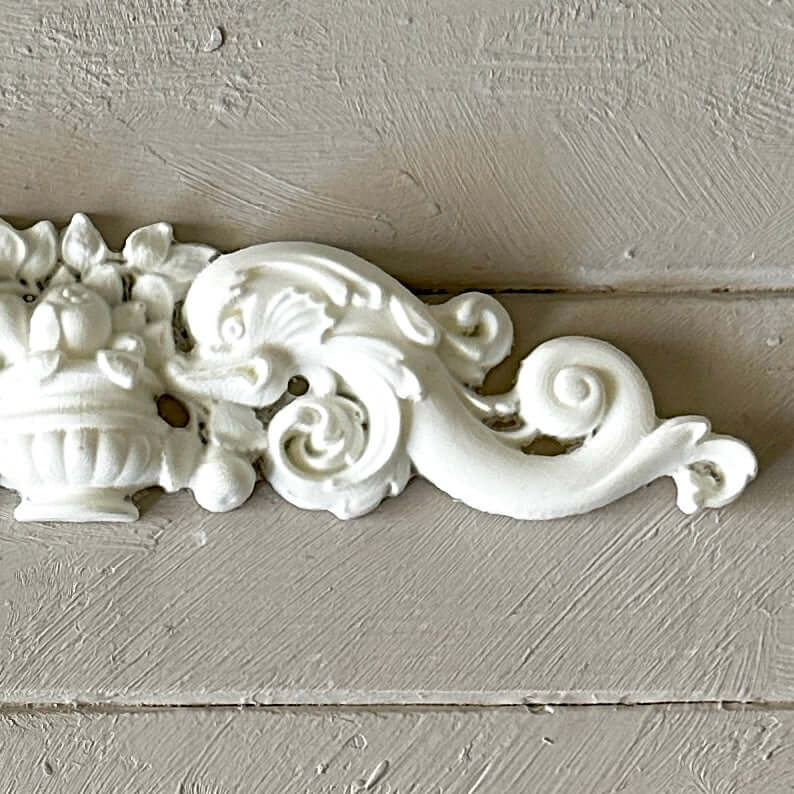 Pediment 011 - Resin Applique for Furniture & Crafts