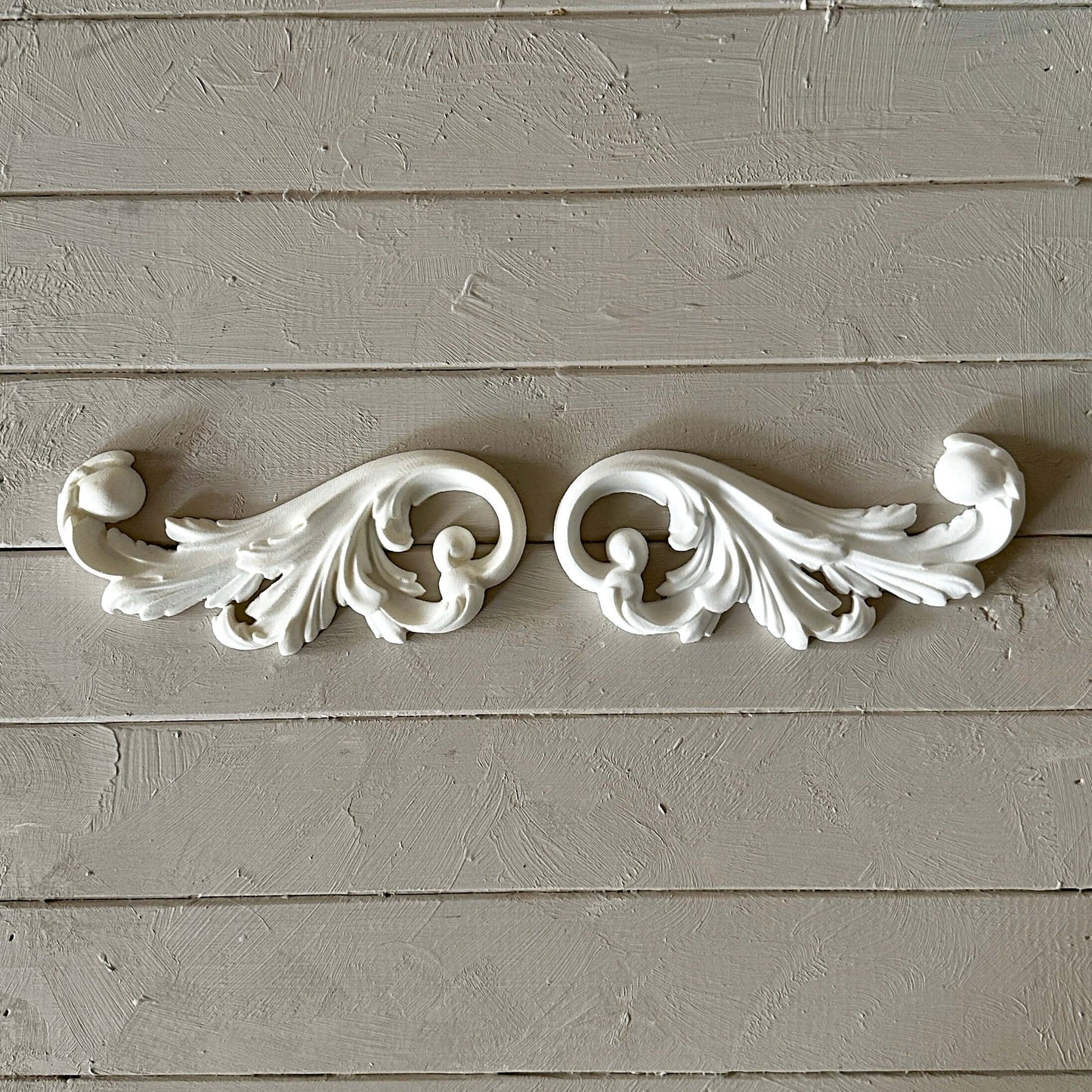 Scroll 010 - Resin Applique for Furniture & Crafts