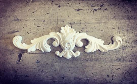 Pediment 008