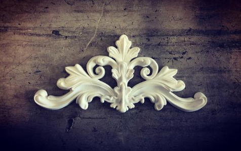 Pediment 022