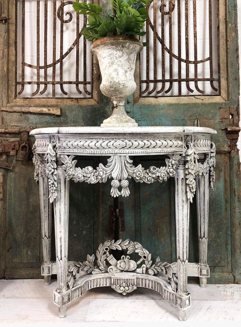 Versailles Curved Console Table