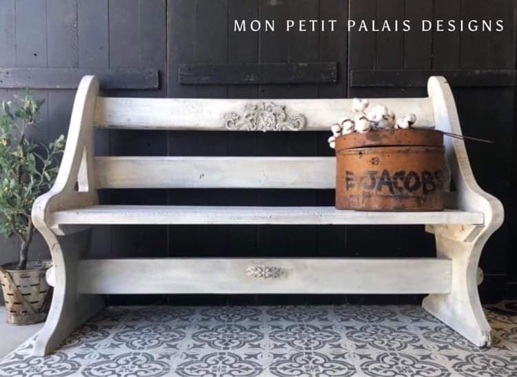 Burford Farmhouse Pew
