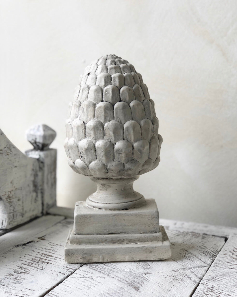 Artichoke Bookend
