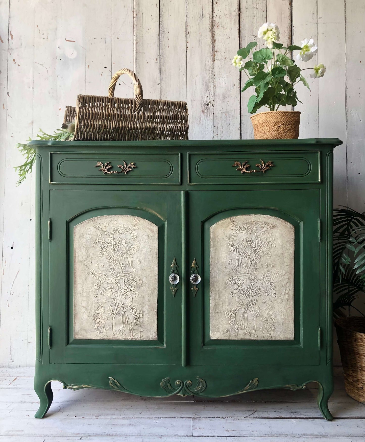Beatrice Cabinet