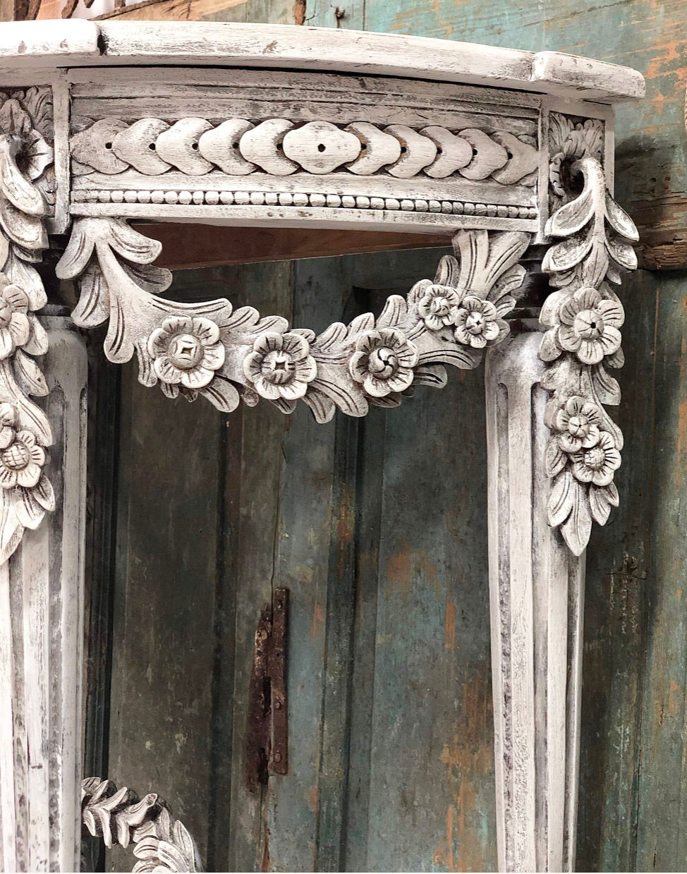 Versailles Curved Console Table