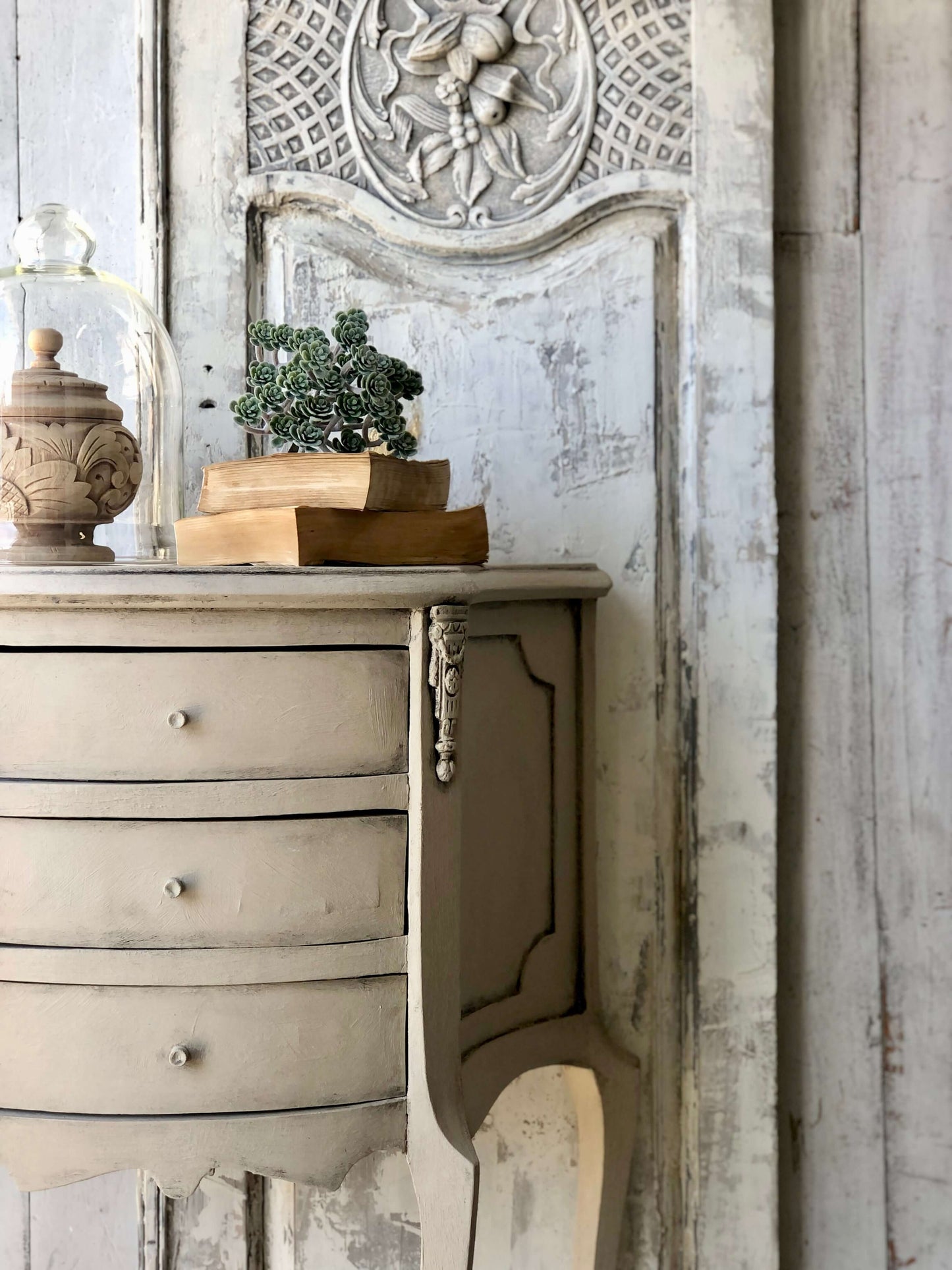 Louis Cabinet