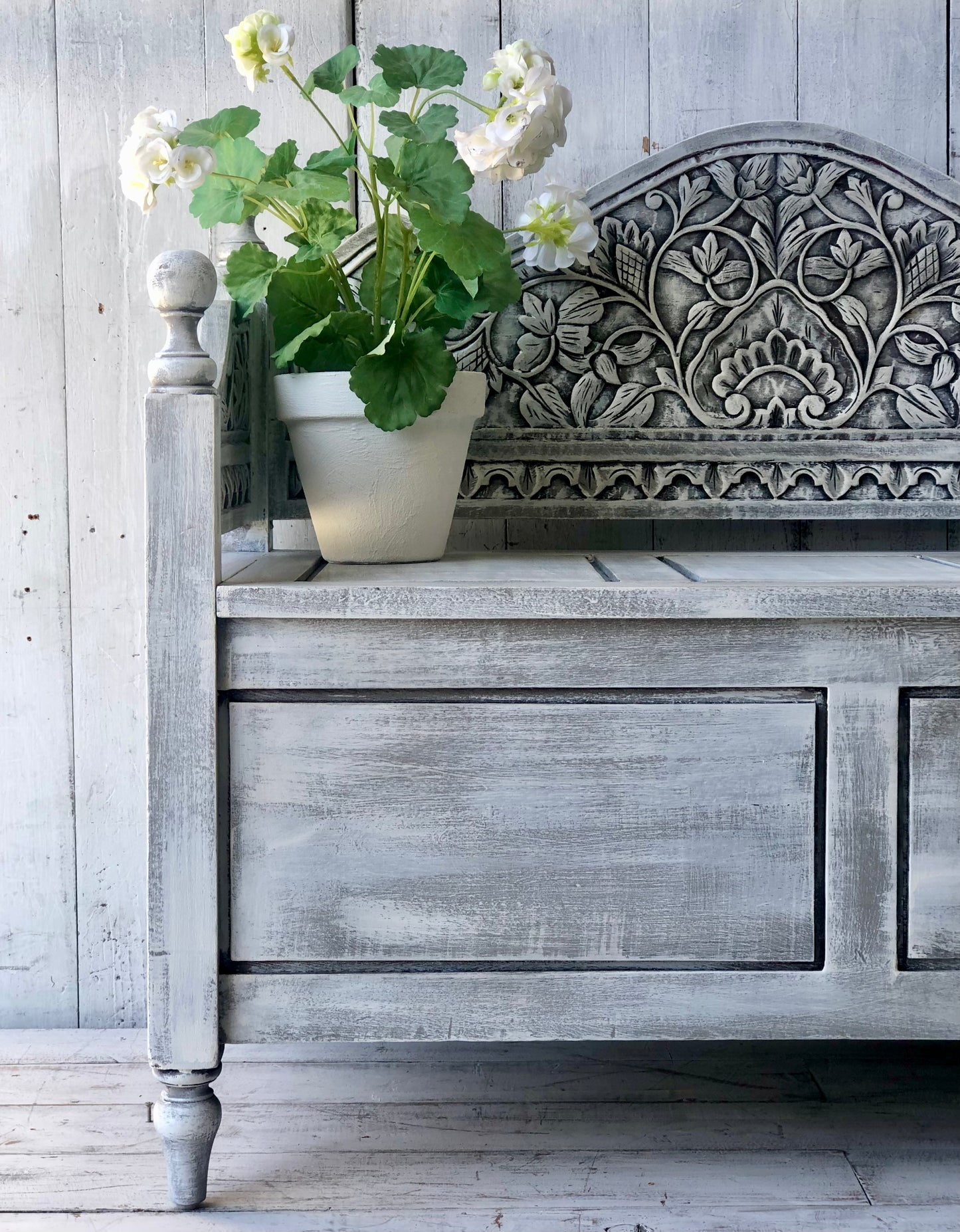 Montpellier Carved Bench Seat