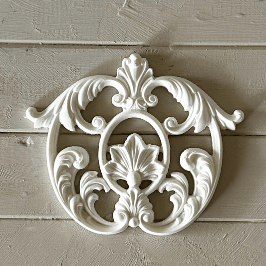 Centrepiece 005 - Resin Applique for Furniture & Crafts
