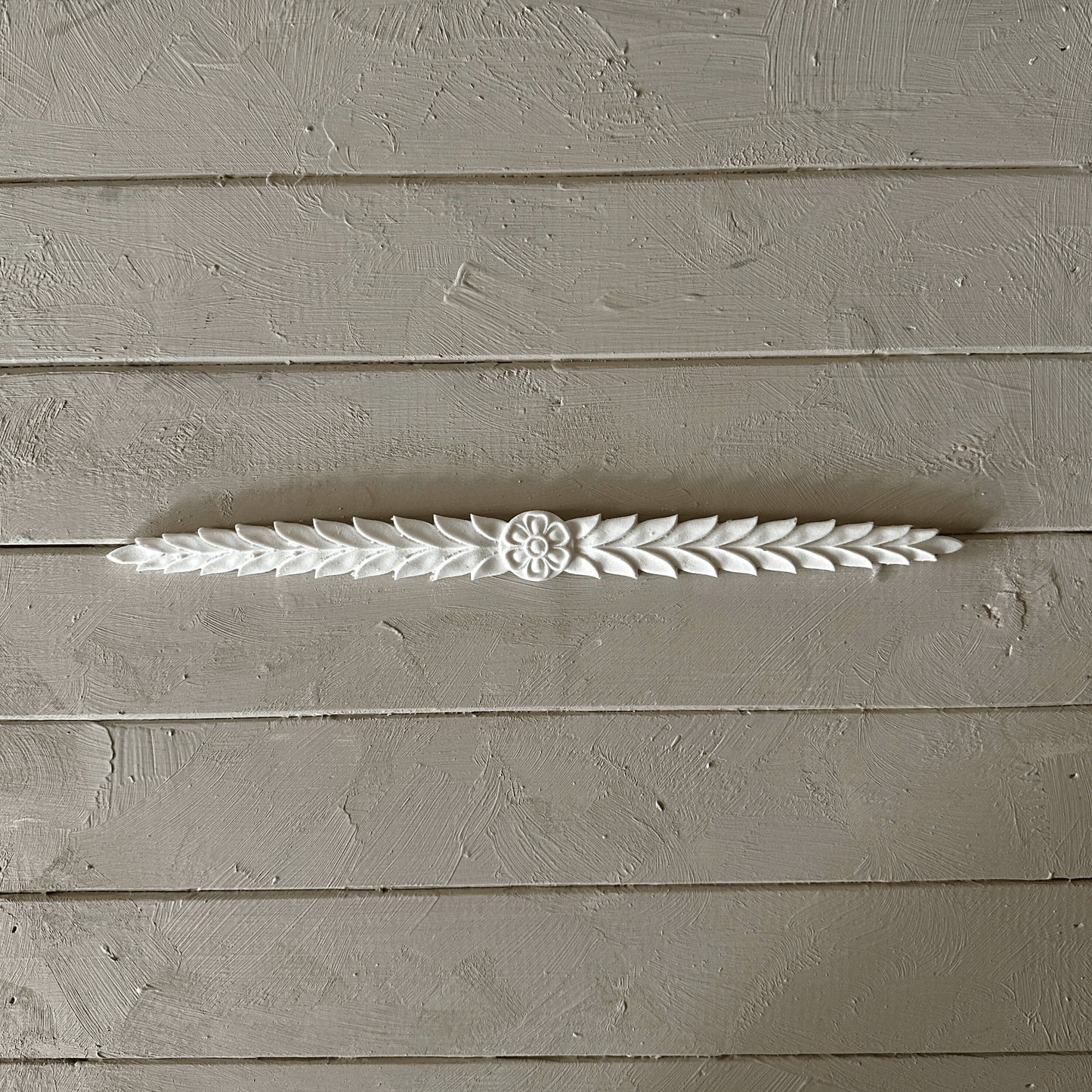 Centrepiece 003 - Resin Applique for Furniture & Crafts