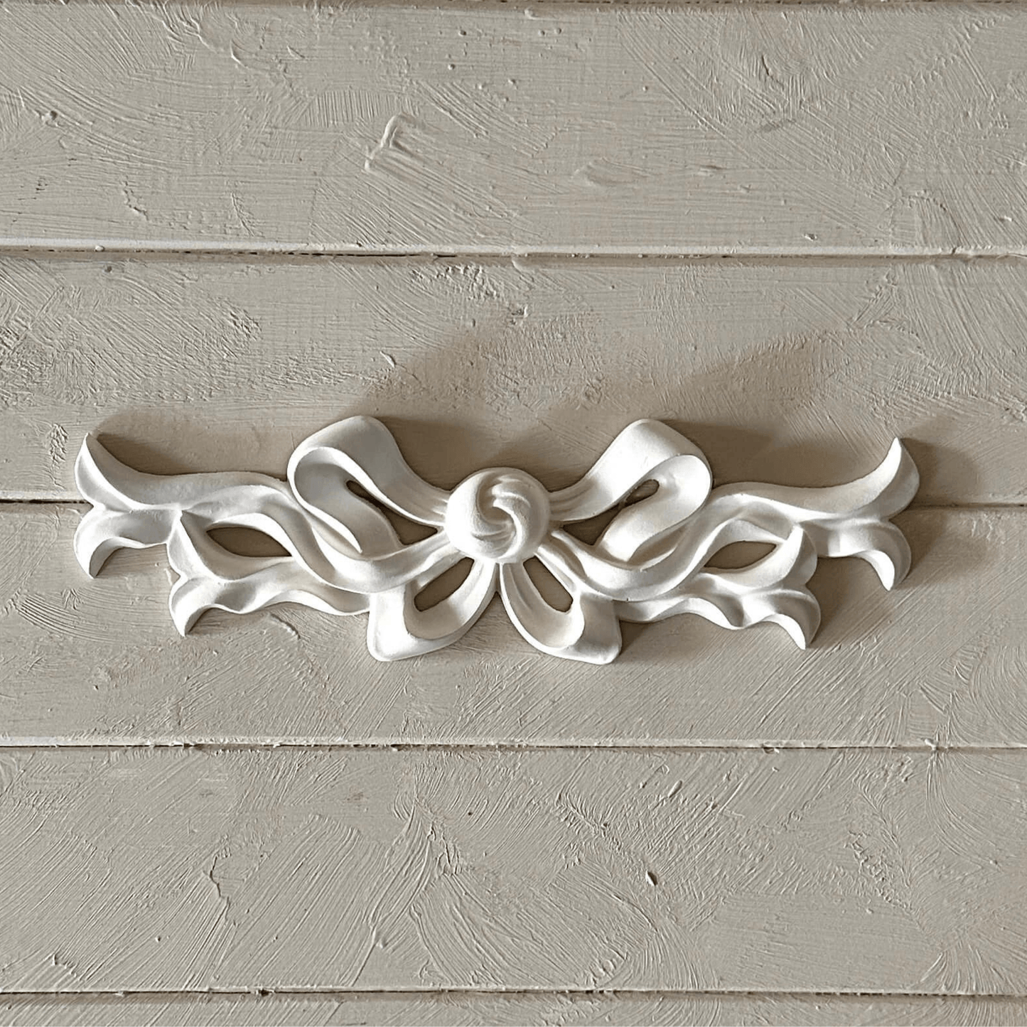 Pediment 026 - Resin Applique for Furniture & Crafts