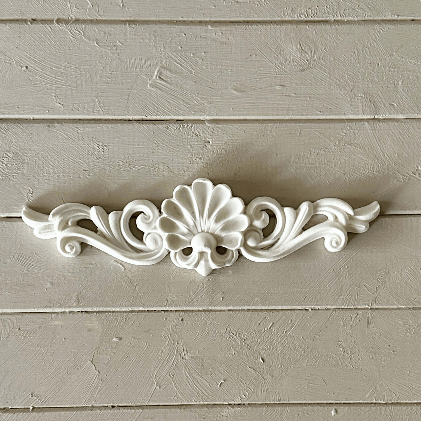 Pediment 014 - Resin Applique for Furniture & Crafts