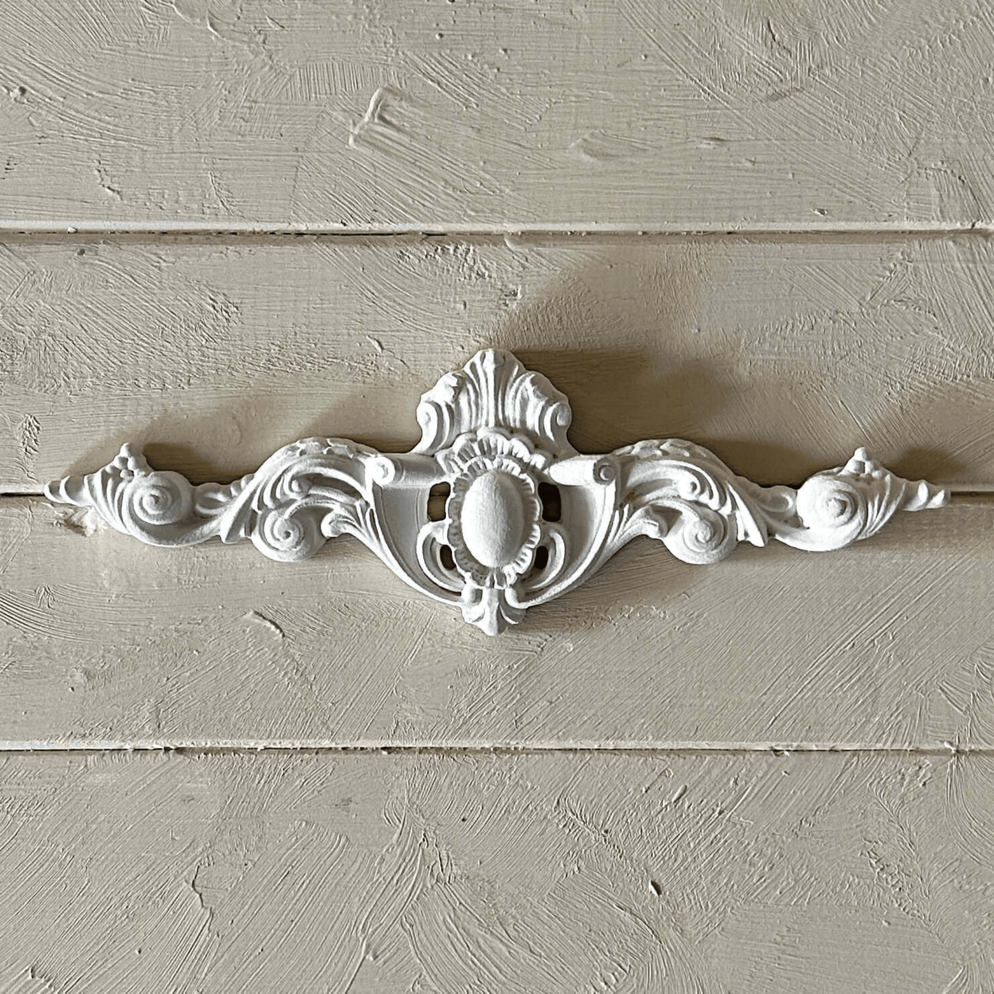 Pediment 015 - Resin Applique for Furniture & Crafts