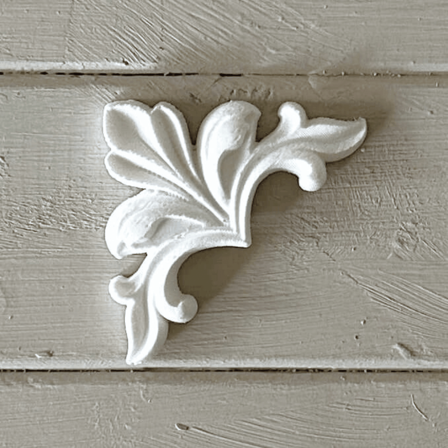 Corner 015 - Resin Applique for Furniture & Crafts
