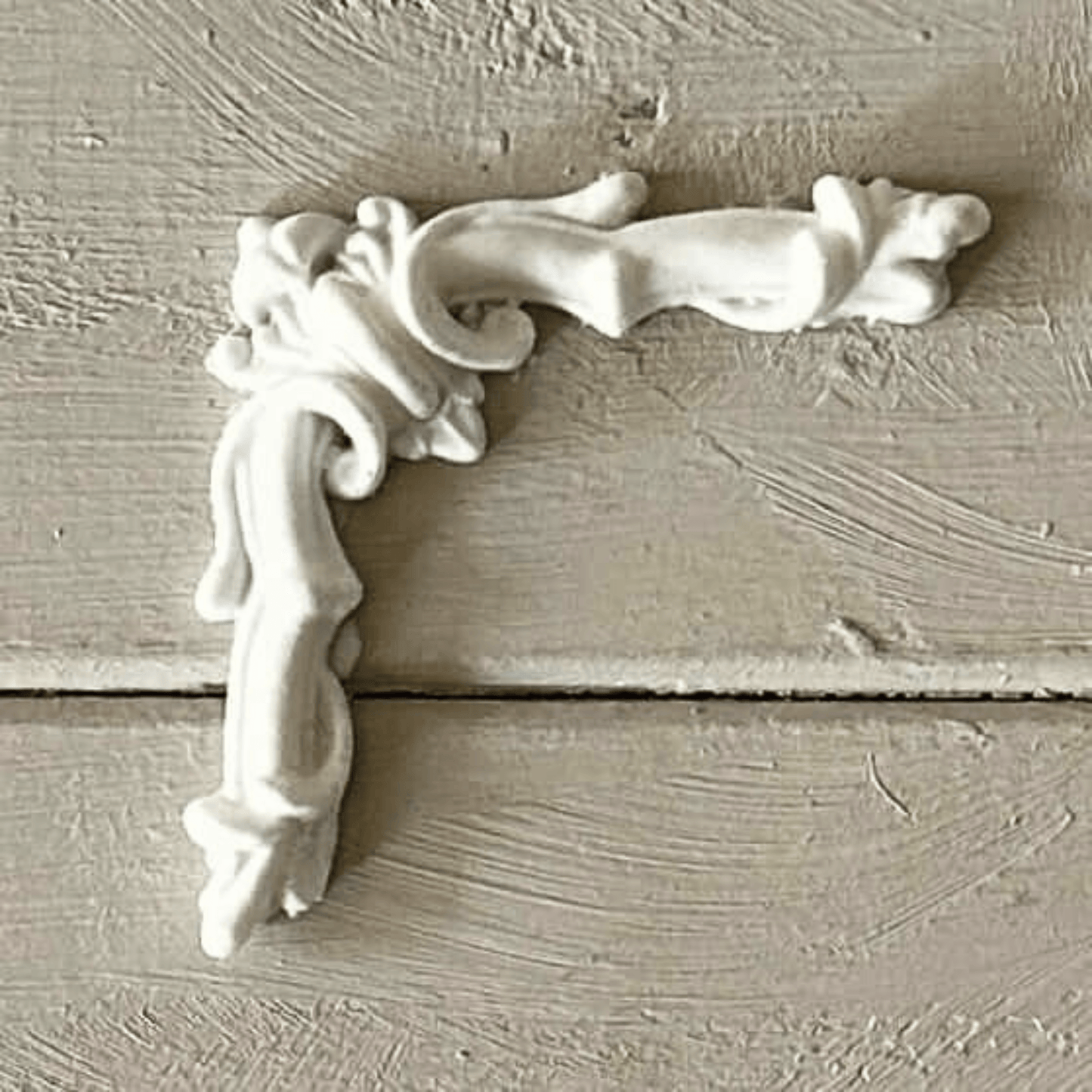 Corner 014 - Resin Applique for Furniture & Crafts