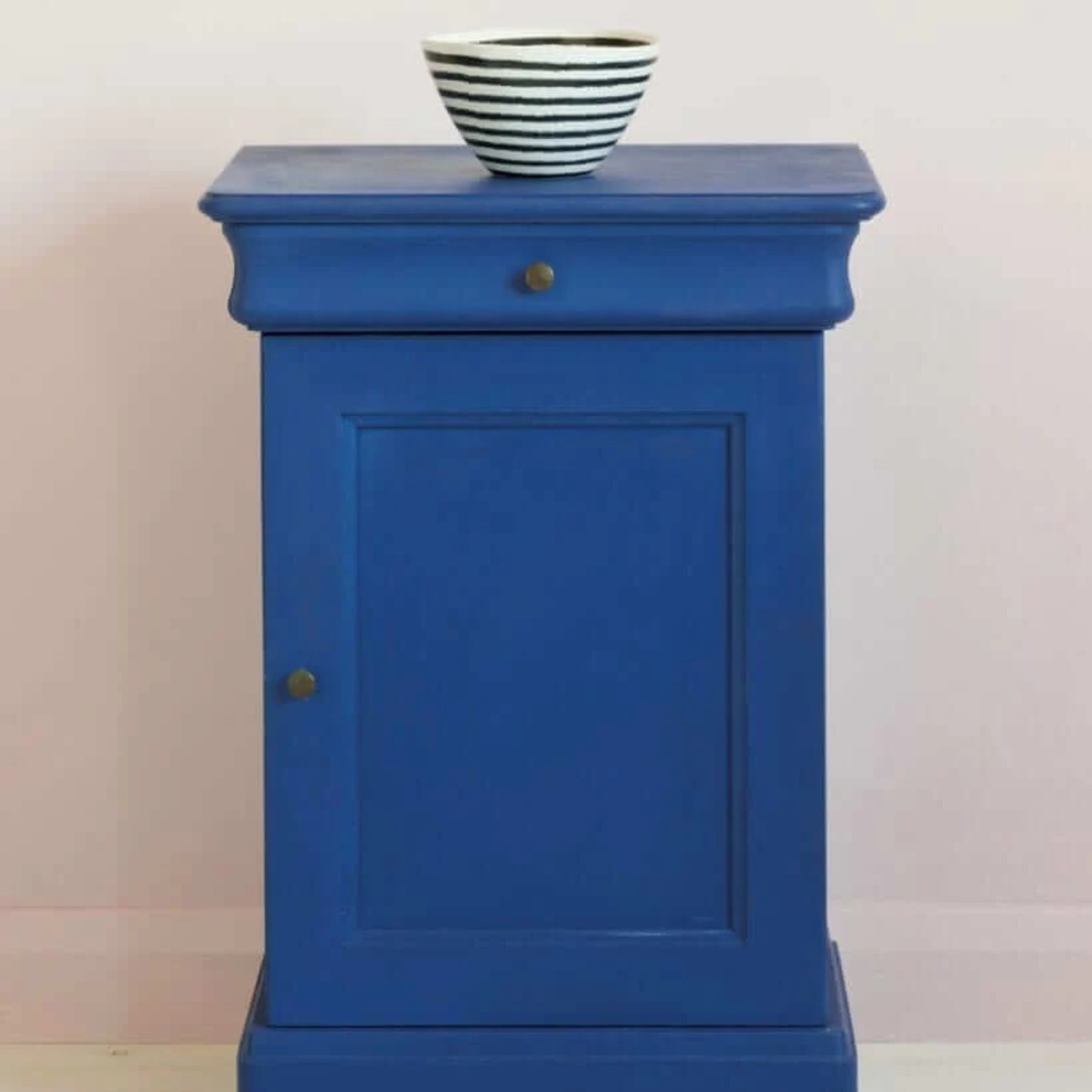 Napoleonic Blue - Annie Sloan Chalk Paint®
