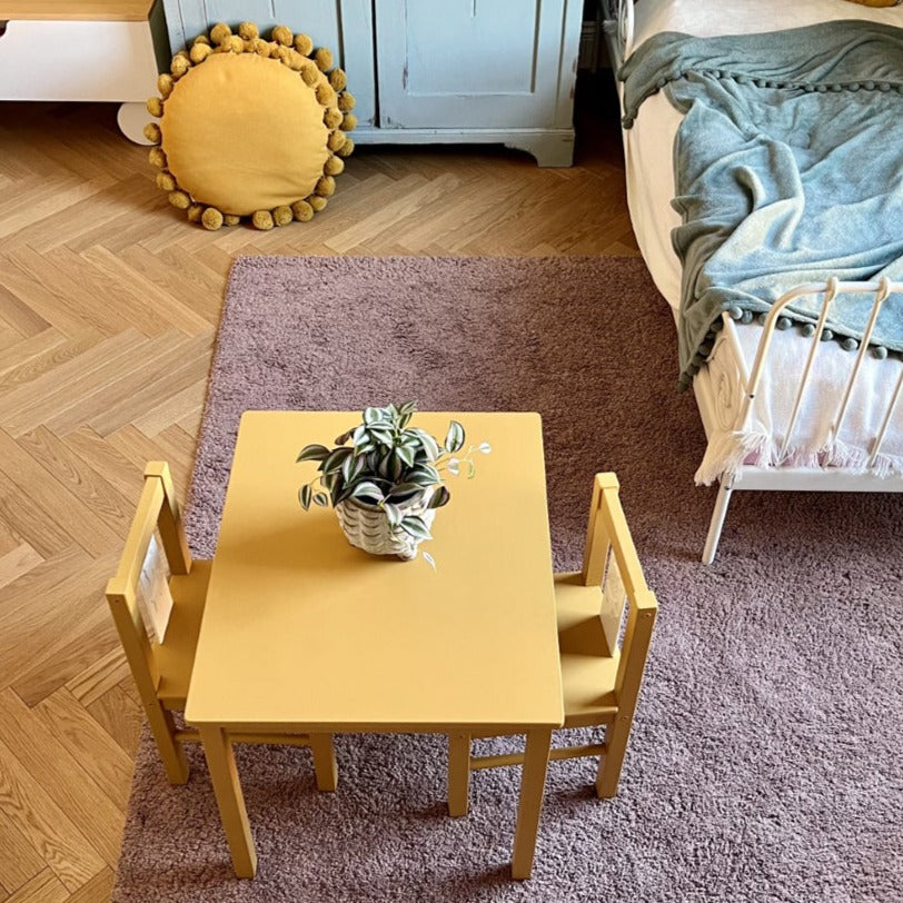 Annie Sloan Carnaby Yellow Satin Paint