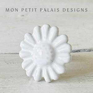 White Daisy Ceramic Knob