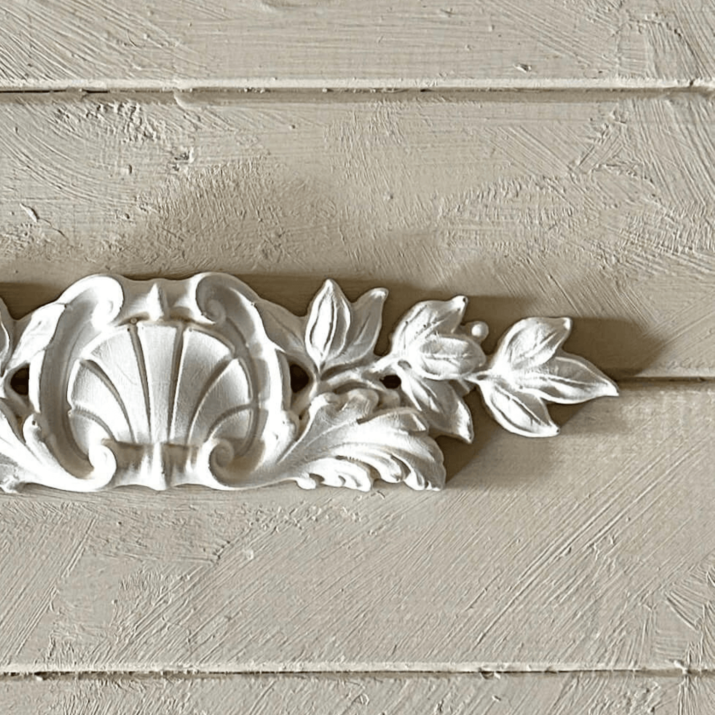 Pediment 017 - Resin Applique for Furniture & Crafts