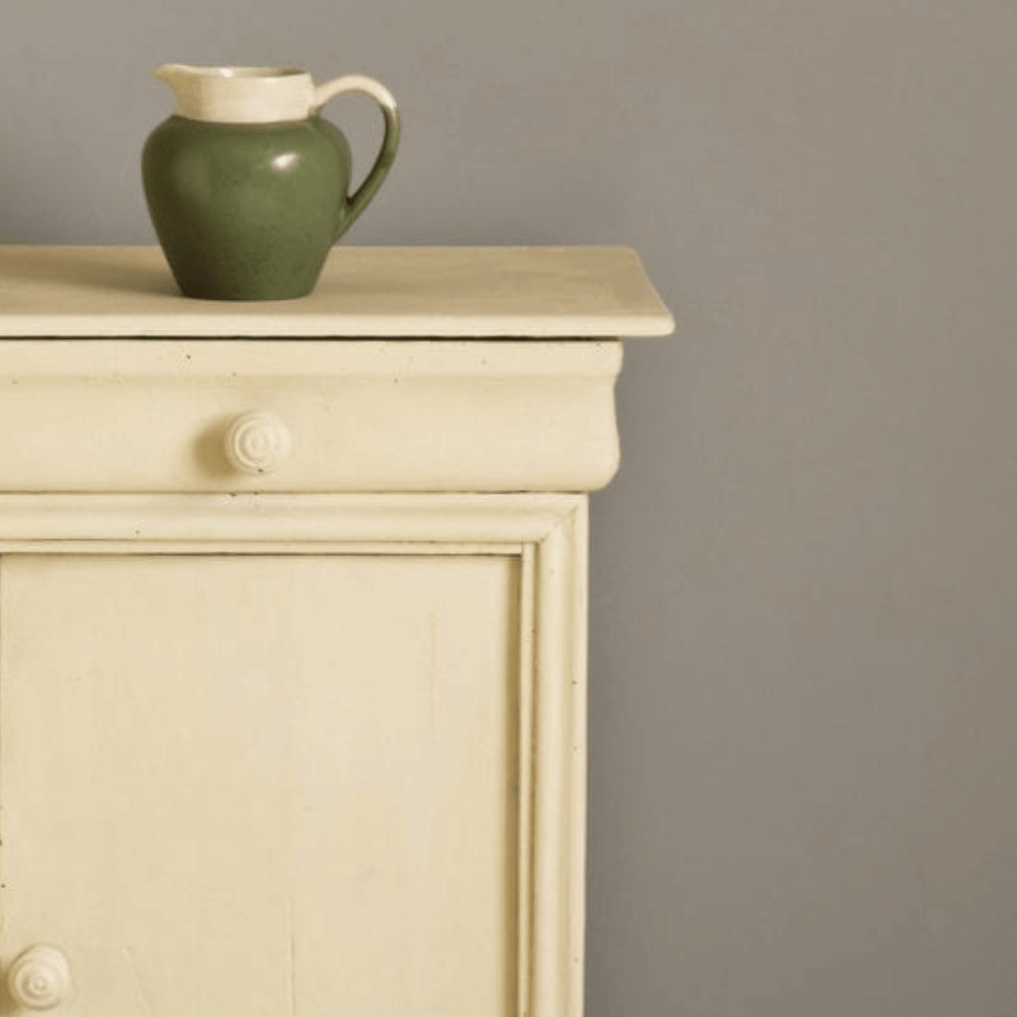 Cream - Annie Sloan Chalk Paint®