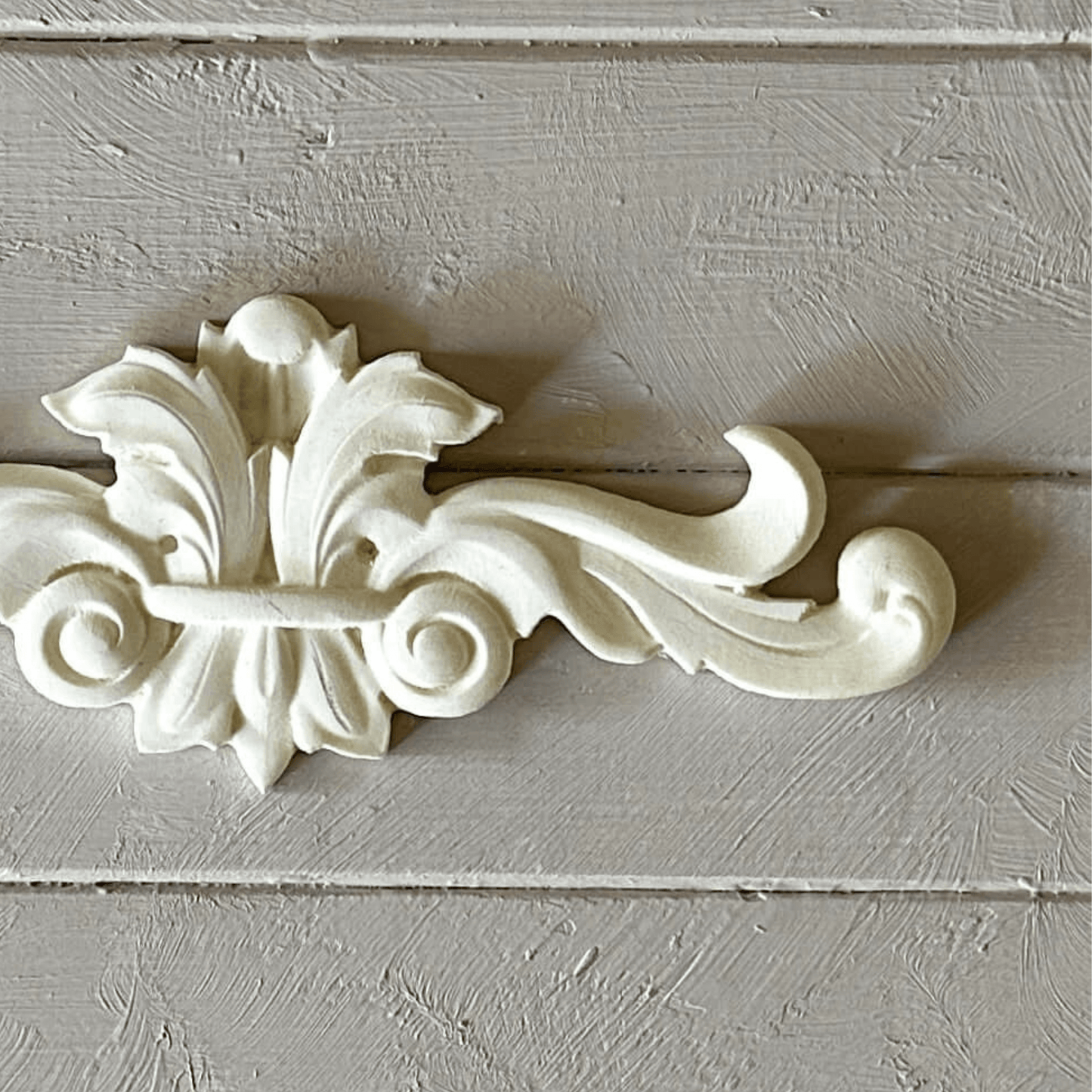 Pediment 018 - Resin Applique for Furniture & Crafts