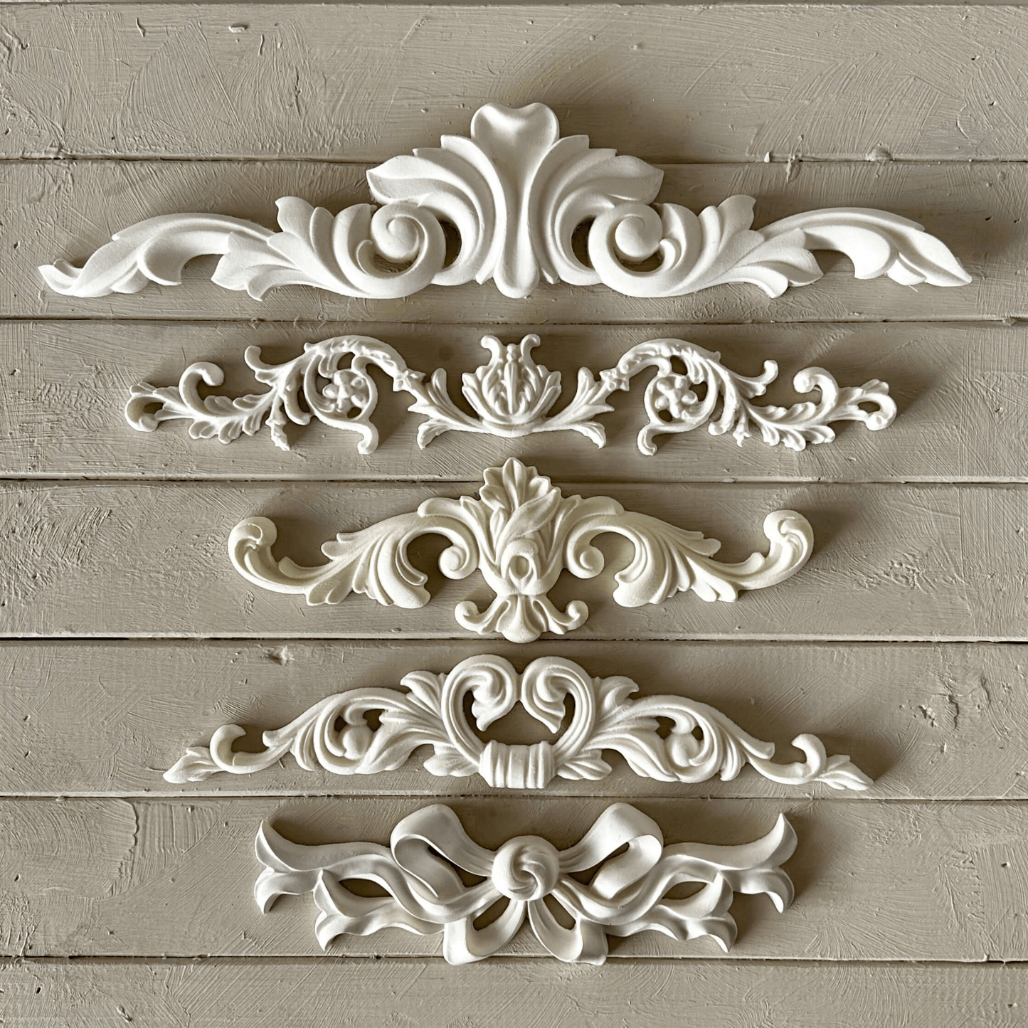 Pediment 026 - Resin Applique for Furniture & Crafts