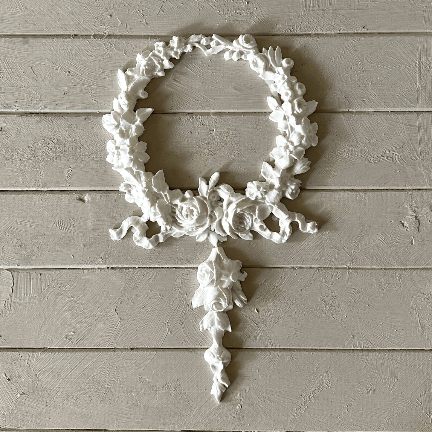 Drop 019 - Resin Applique for Furniture & Crafts decorative white floral design on a wooden background.