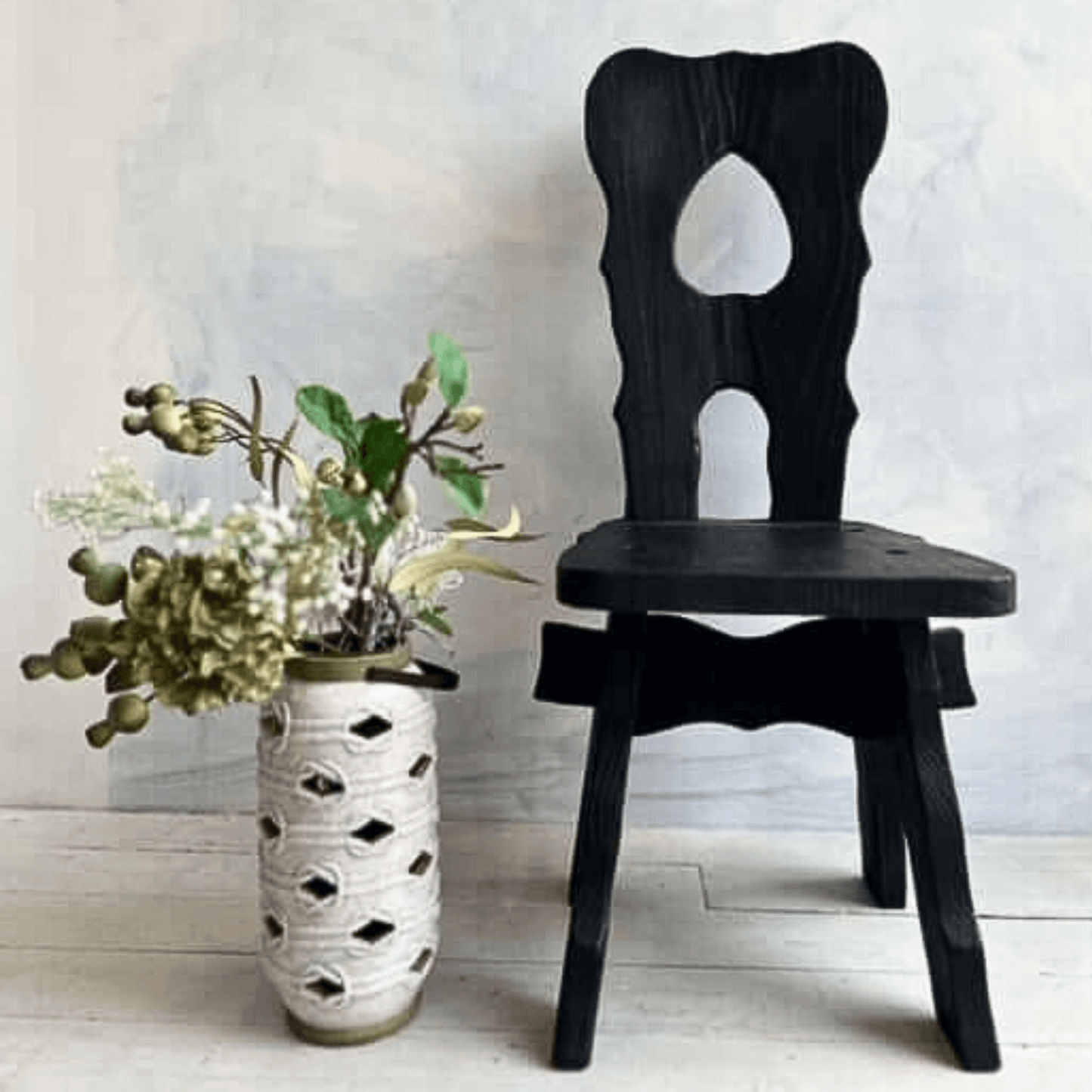 Athenian Black - Annie Sloan Chalk Paint®