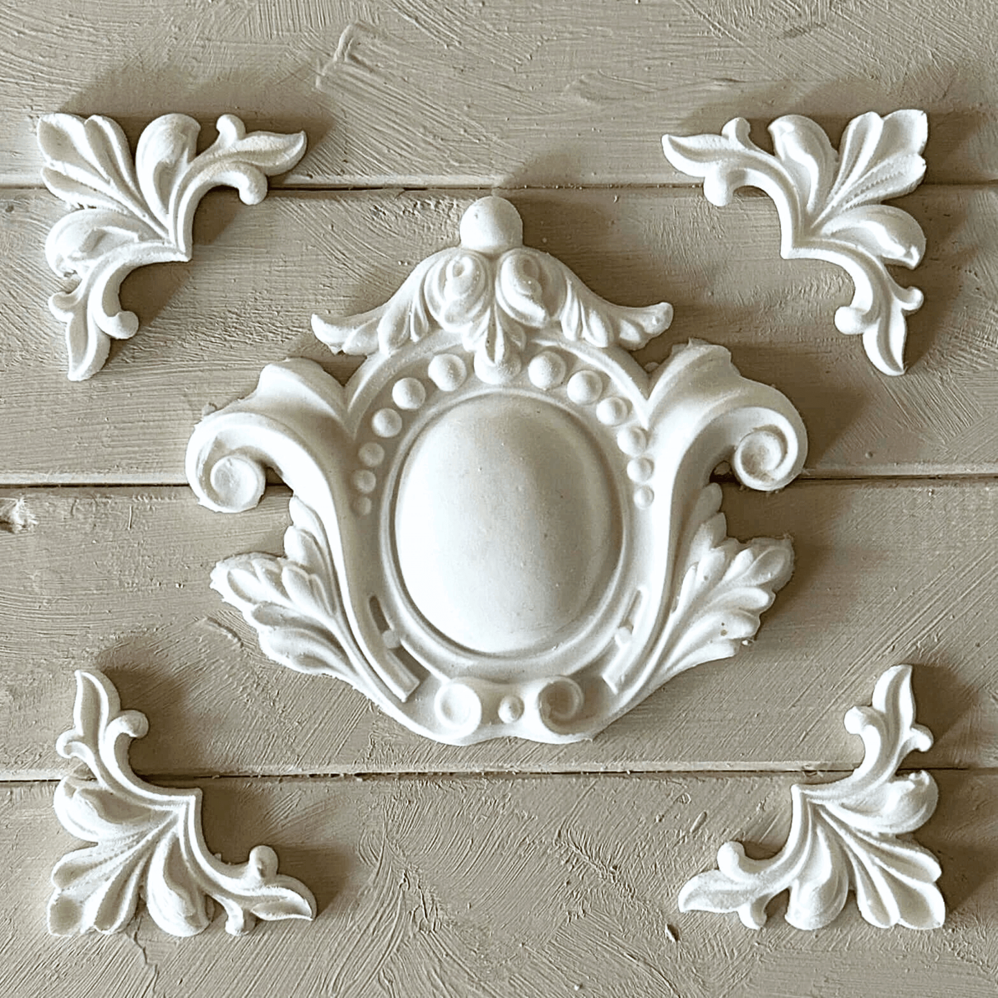 Corner 015 - Resin Applique for Furniture & Crafts