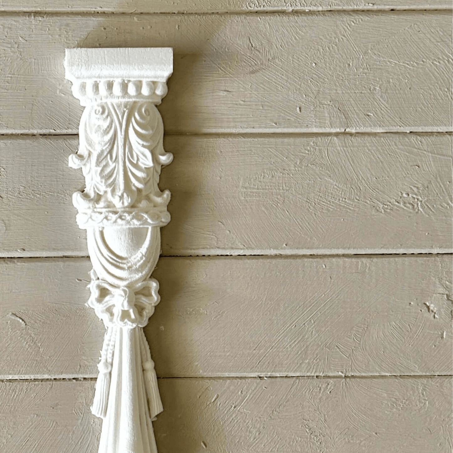 Drop 018 - Resin Applique for Furniture & Crafts