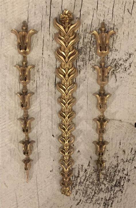 Redesign Décor Mould® - REGAL FILAMENTS