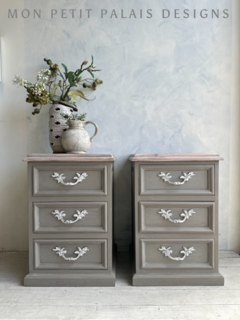Annie Sloan French Linen Bedsides