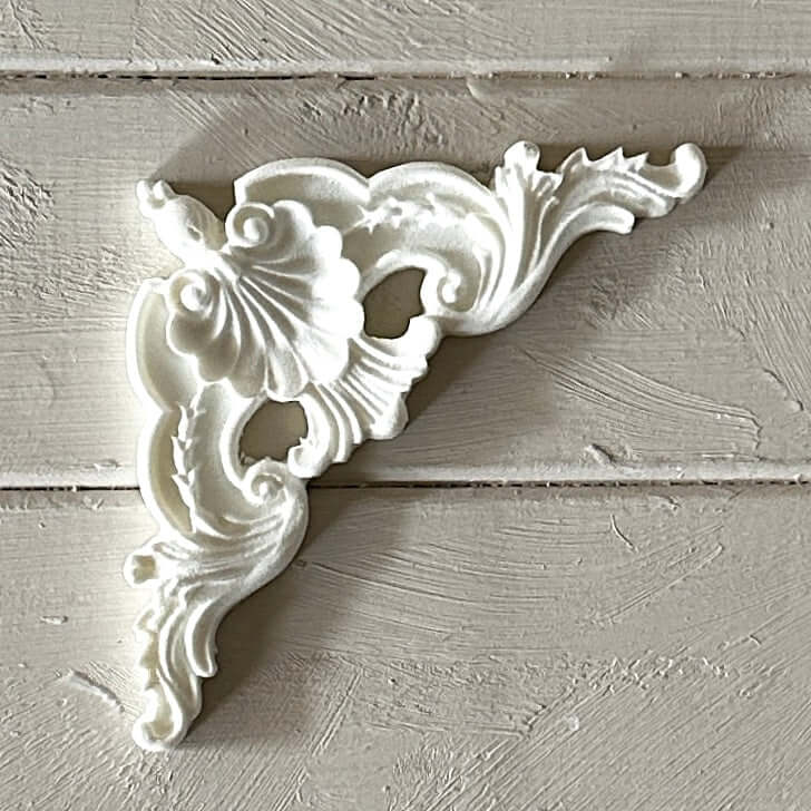 Corner 001 - Resin Applique for Furniture & Crafts