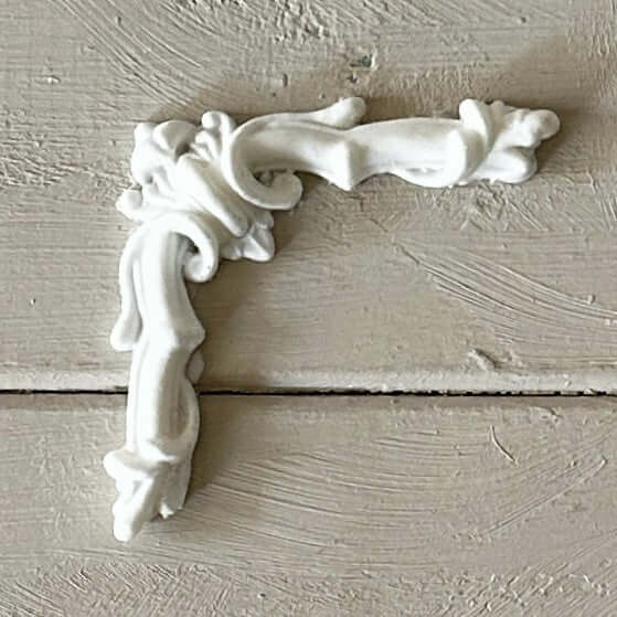 Corner 014 - Resin Applique for Furniture & Crafts