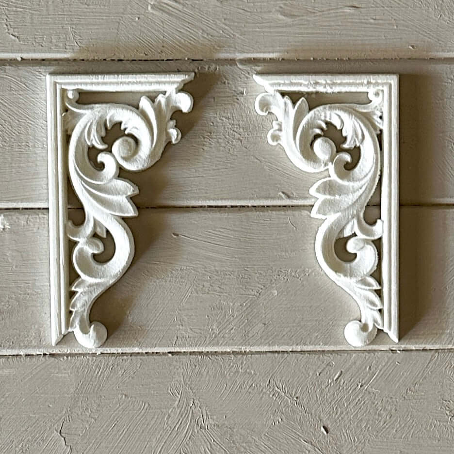 Corner 016 (Pair) - Resin Applique for Furniture & Crafts