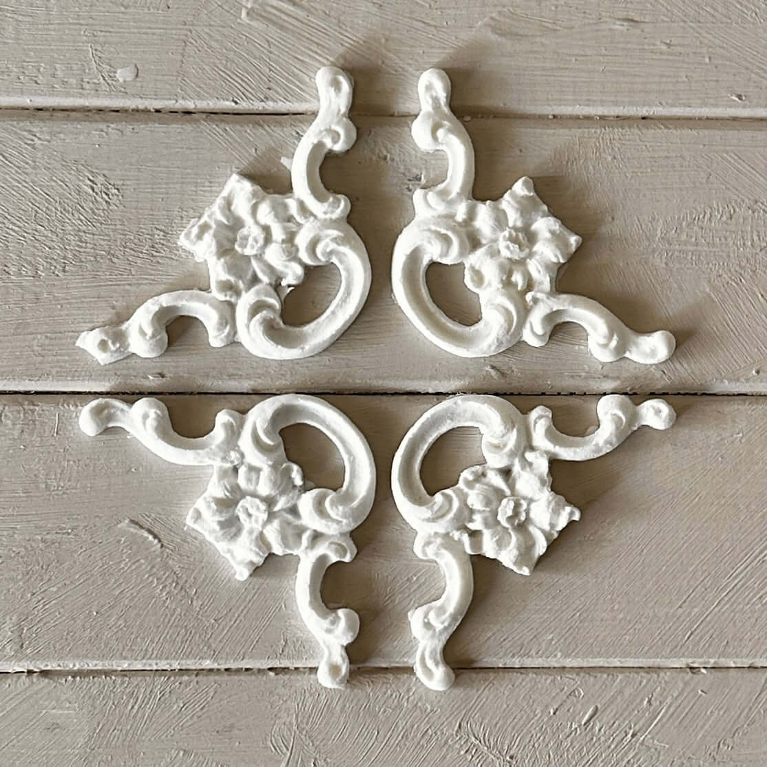 Corner 013 - Resin Applique for Furniture & Crafts