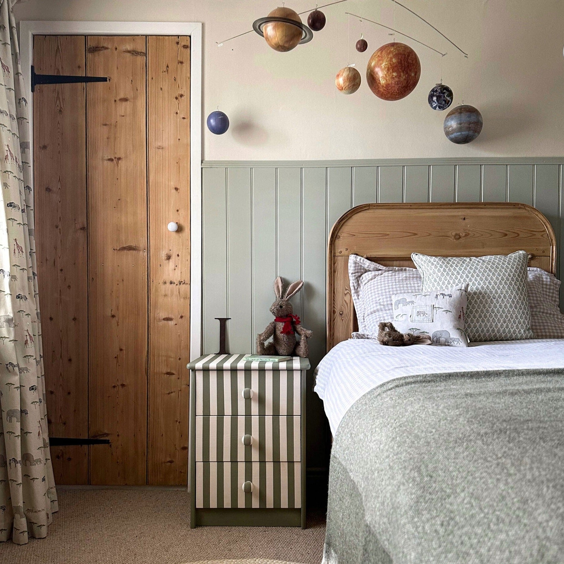 Annie Sloan Satin Paint® - Cotswold Green