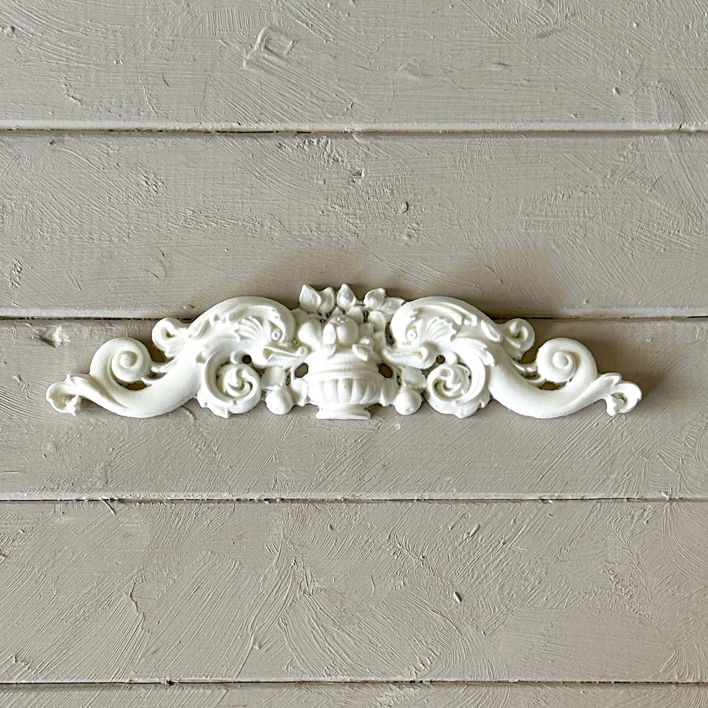 Pediment 011 - Resin Applique for Furniture & Crafts