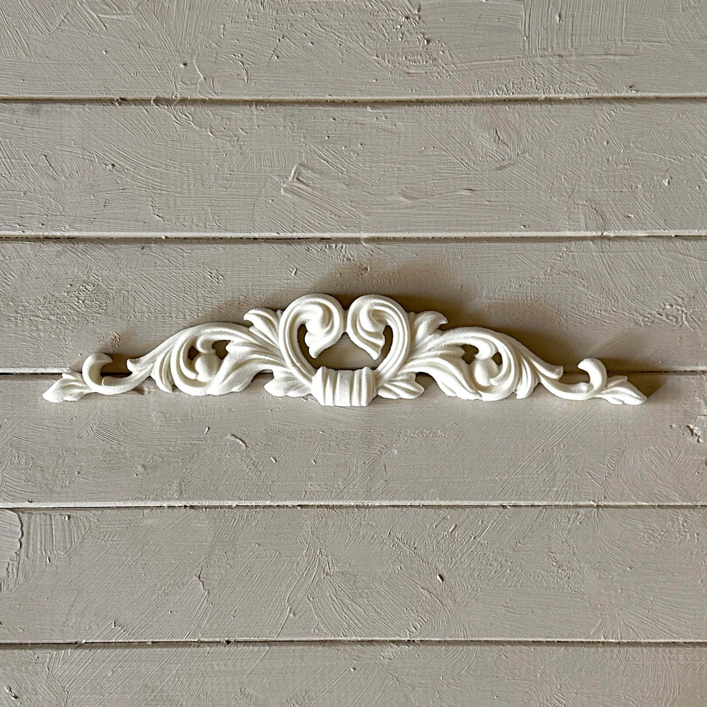 Pediment 024 - Resin Applique for Furniture & Crafts