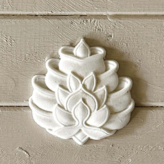 Plaque 011 - Resin Applique for Furniture & Crafts