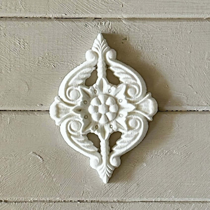 Plaque 012 - Resin Applique for Furniture & Crafts