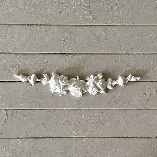 Swag 004 - Resin Applique for Furniture & Crafts featuring a floral design with roses.