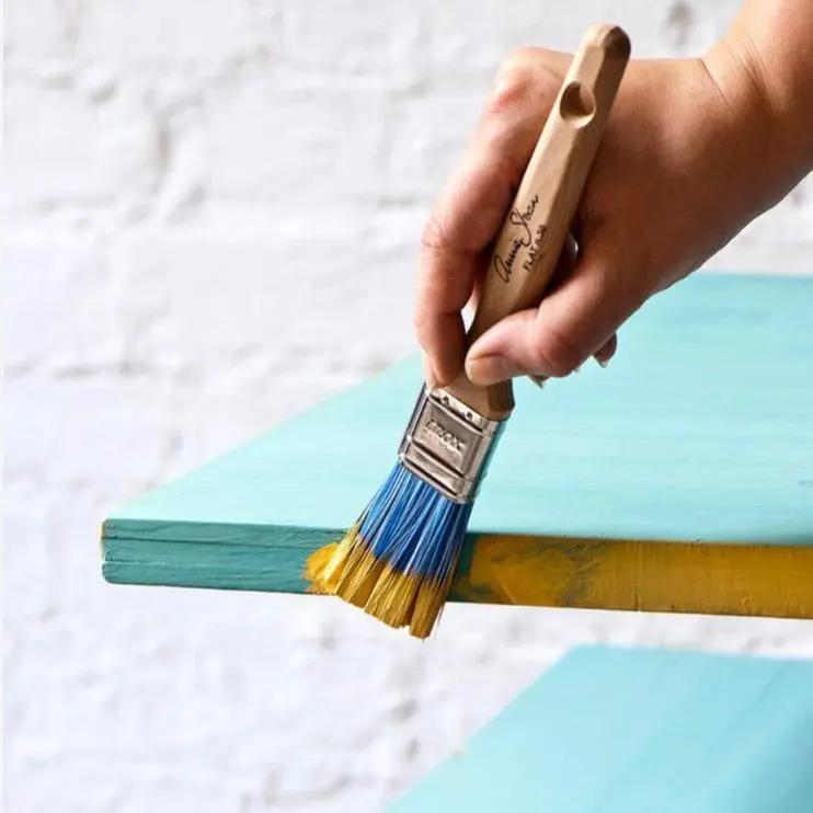 Annie Sloan Small Flat Brush