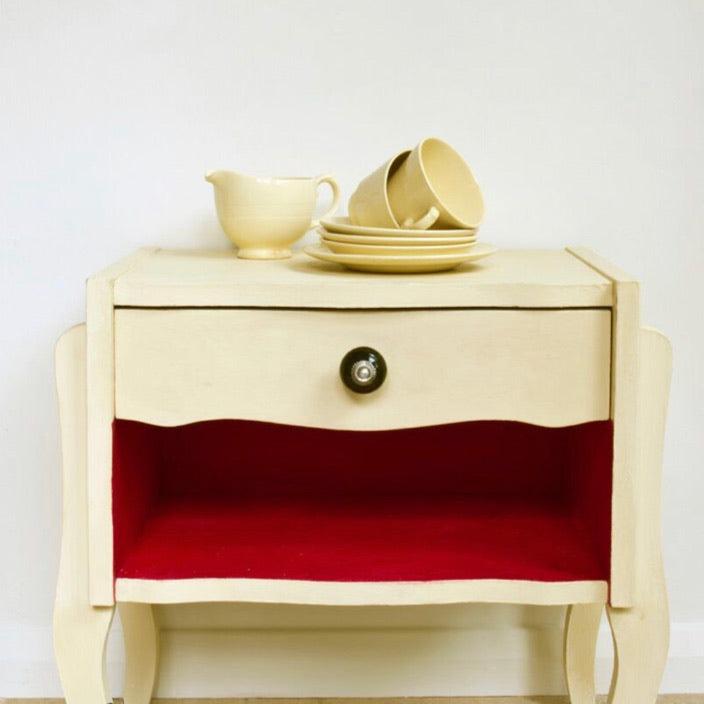 Annie Sloan Cream Chalk Paint